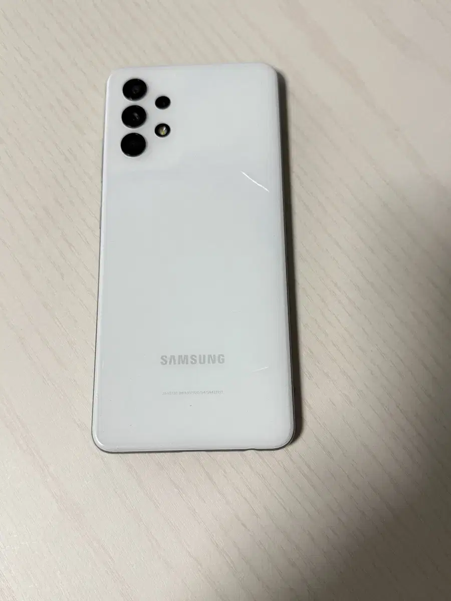 갤럭시 A32 64GB 화이트